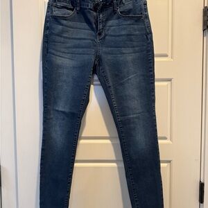 SO Blue Skinny Jeans with Tapered Legs and Faded Look